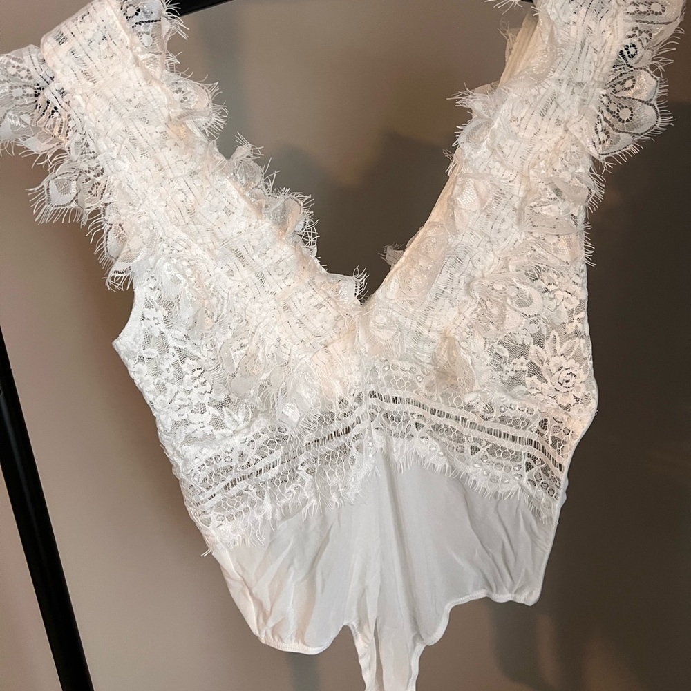 White lace romper